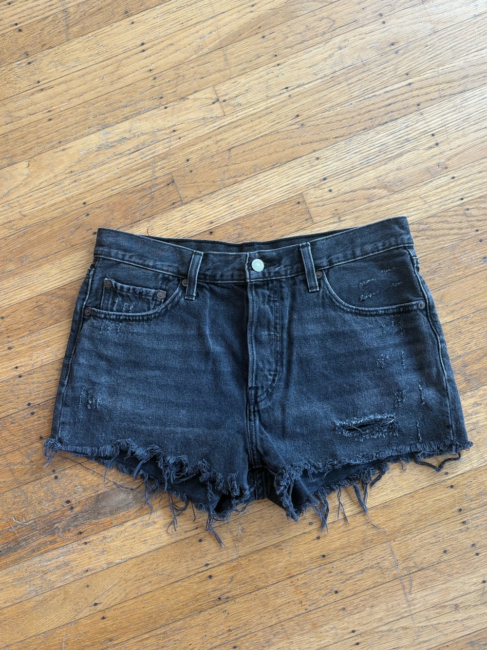 LEVI 501 Dark Grey Wash Cut Off Shorts